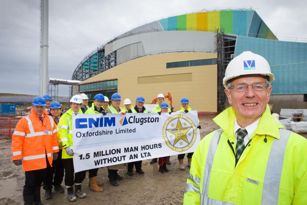 Viridor and Clugston-CNIM Oxfordshire celebrate the safety milestone at Ardley